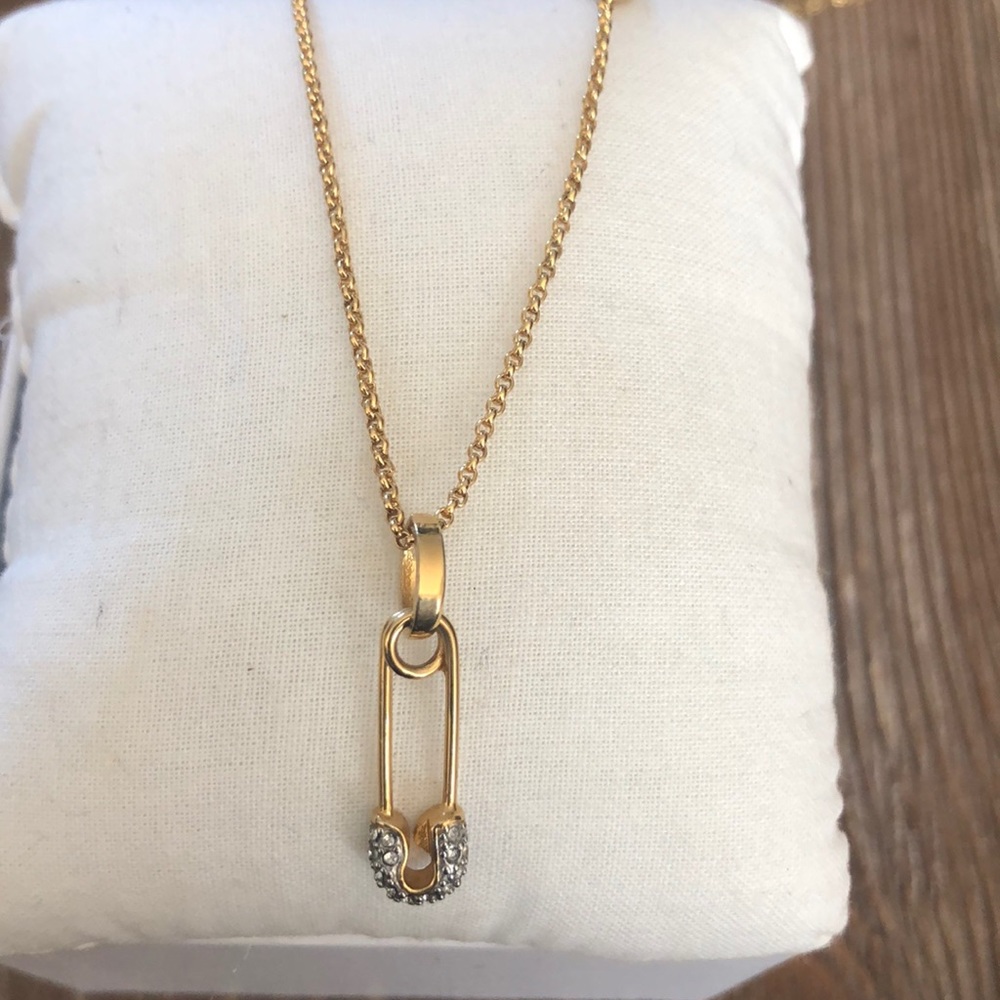 Juicy couture necklace